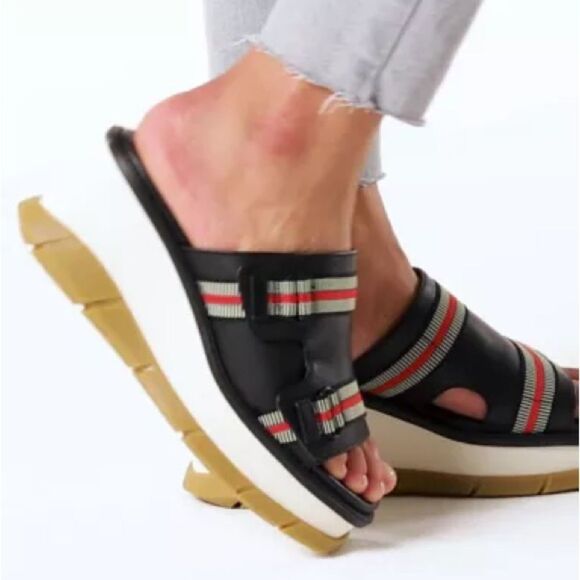 Sorel Joanie III Slide Women's Black and Red Sandals size 9 NWT in box - Picture 1 of 12